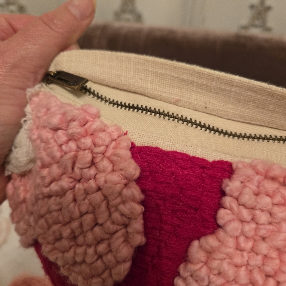 Yaya & Co X Dani Klaric Blossom Pillow Valentines Day - Picture 4 of 6